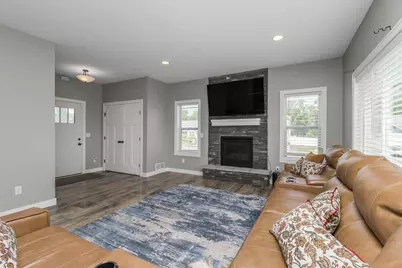 1114 Susan Lane, Roberts, WI 54023 - Photo 10