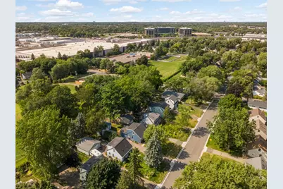 308 Van Buren Avenue S, Edina, MN 55343 - Photo 36
