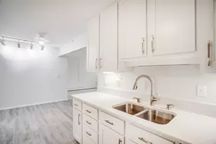4350 Brookside Ct, Edina, MN 55436 - Photo 20