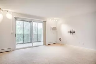 4350 Brookside Ct, Edina, MN 55436 - Photo 16