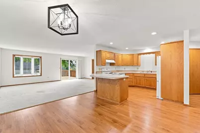 616 Jefferson Avenue SW, Watertown, MN 55388 - Photo 6