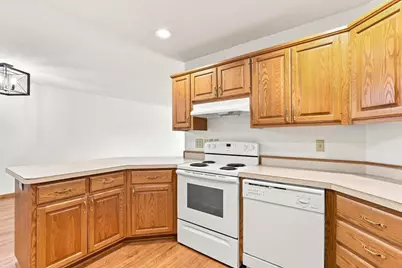 616 Jefferson Avenue SW, Watertown, MN 55388 - Photo 8