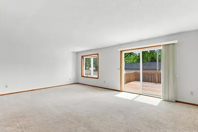 616 Jefferson Avenue SW, Watertown, MN 55388 - Photo 10