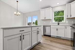 37514 Greenway Ave, North Branch, MN 55056 - Photo 10