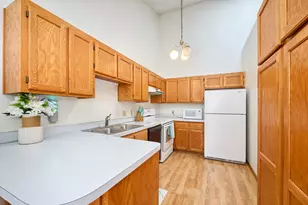 12857 82nd Pl N, Maple Grove, MN 55369 - Photo 4