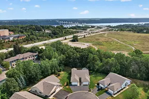 5851 Oxboro Ave N, Stillwater, MN 55082 - Photo 52