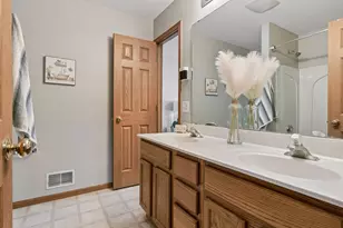9110 Comstock Ln N, Maple Grove, MN 55311 - Photo 24