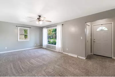 312 9th Avenue SE, Waseca, MN 56093 - Photo 6