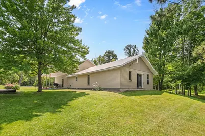 25256 Groningen Road, Sandstone, MN 55072 - Photo 8