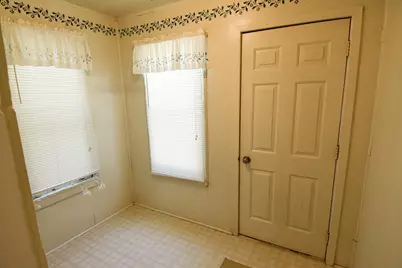 313 State Avenue N, Thief River Falls, MN 56701 - Photo 20