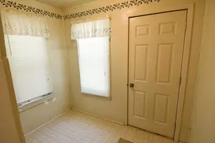 313 State Ave N, Thief River Falls, MN 56701 - Photo 20