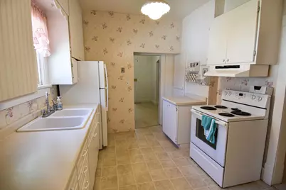 313 State Avenue N, Thief River Falls, MN 56701 - Photo 12