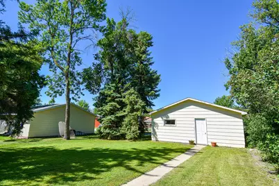 313 State Avenue N, Thief River Falls, MN 56701 - Photo 28