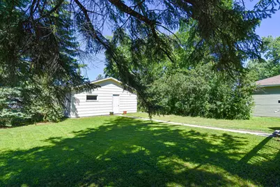 313 State Avenue N, Thief River Falls, MN 56701 - Photo 30