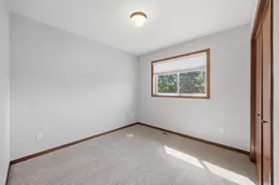 1050 Voyageur St, Saint Cloud, MN 56303 - Photo 16