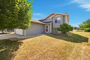 1050 Voyageur St, Saint Cloud, MN 56303 - Photo 1