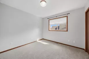 1050 Voyageur St, Saint Cloud, MN 56303 - Photo 14