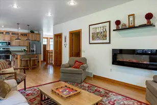 1015 Prairie Cir, Menomonie, WI 54751 - Photo 28