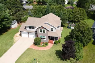 1015 Prairie Cir, Menomonie, WI 54751 - Photo 2