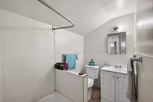 813 Minnehaha Ave W, Saint Paul, MN 55104 - Photo 22