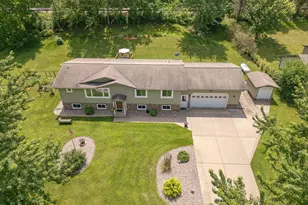 W764 Valley Dr, Fountain City, WI 54629 - Photo 64