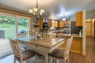 W764 Valley Dr, Fountain City, WI 54629 - Photo 10