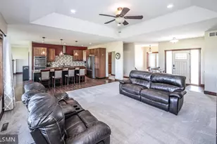 30061 Ashby Ct, Northfield, MN 55057 - Photo 4