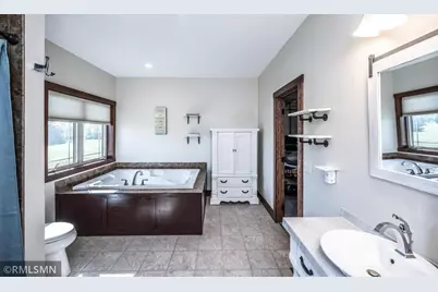 30061 Ashby Court, Northfield, MN 55057 - Photo 32