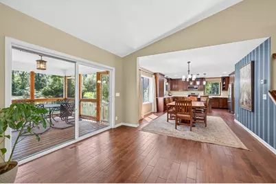 13707 Green Briar Drive, Minnetonka, MN 55305 - Photo 8