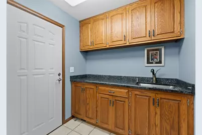 1635 Chippewa Drive NW, Rochester, MN 55901 - Photo 36