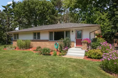 3407 Payne Avenue, Vadnais Heights, MN 55127 - Photo 2