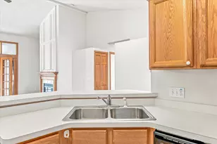 7588 Ojibway Park Bay, Woodbury, MN 55125 - Photo 8