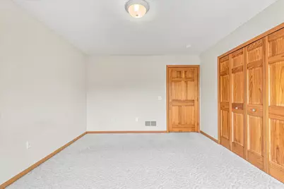 7588 Ojibway Park Bay, Woodbury, MN 55125 - Photo 18