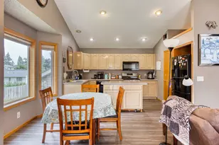 1010 Hampshire St, Prescott, WI 54021 - Photo 4