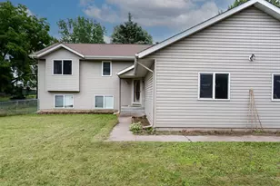 1010 Hampshire St, Prescott, WI 54021 - Photo 2