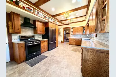 605 Park Street, Jackson, MN 56143 - Photo 22