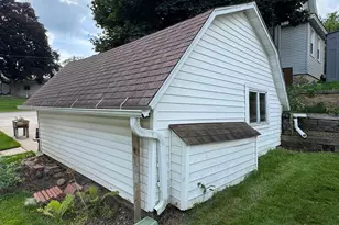 1134 Central Ave, Red Wing, MN 55066 - Photo 8