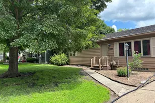 1306 Crestview Rd, Albert Lea, MN 56007 - Photo 2