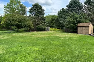 1306 Crestview Rd, Albert Lea, MN 56007 - Photo 28
