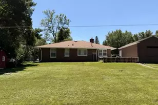 830 6th St, Windom, MN 56101 - Photo 26