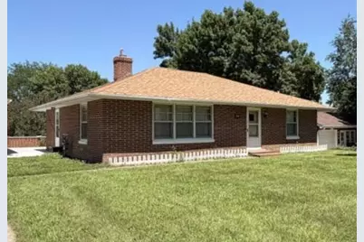 830 6th Street, Windom, MN 56101 - Photo 1