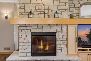 11265 Stonemill Farms Curve, Woodbury, MN 55129 - Photo 14