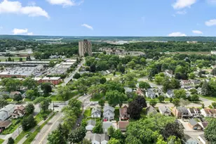 1281 3rd St E, Saint Paul, MN 55106 - Photo 44
