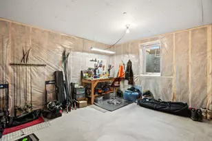 1281 3rd St E, Saint Paul, MN 55106 - Photo 36