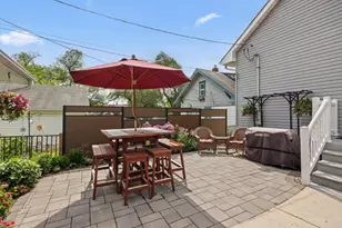 1281 3rd St E, Saint Paul, MN 55106 - Photo 10