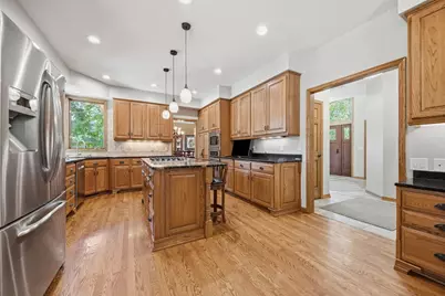 699 Bridle Ridge Road, Eagan, MN 55123 - Photo 10