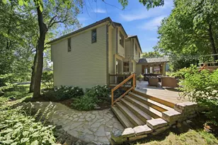 699 Bridle Ridge Rd, Eagan, MN 55123 - Photo 4
