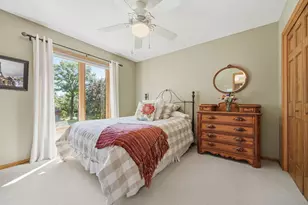 699 Bridle Ridge Rd, Eagan, MN 55123 - Photo 36