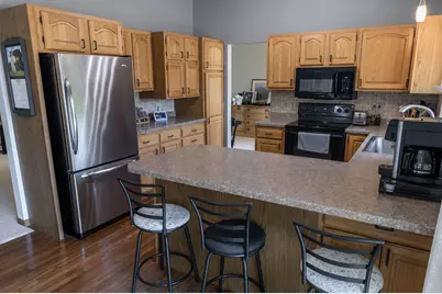 395 Pleasant Hill Drive, Winona, MN 55987 - Photo 10