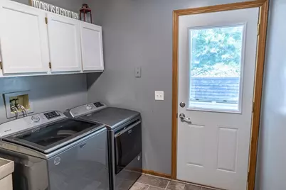 395 Pleasant Hill Drive, Winona, MN 55987 - Photo 22